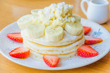 Pancake strawberry banana
