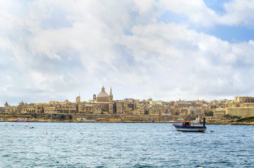 Fototapeta na wymiar View of Valletta with the St. Pauls Cathedral, Malta.