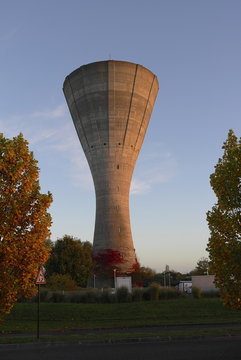 ch&acirc;teau d'eau