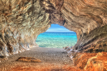hdr cave