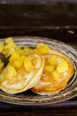 pancakes with caramelized apples