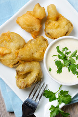 Frittierte Austernseitlinge mit Sojasahnesoße