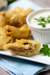 Frittierte Austernseitlinge mit Sojasahnesoße