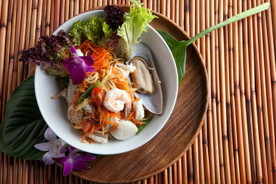 Thai Seafood Som Tum Salad