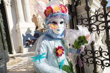 Fototapeta na wymiar maschera del carnevale di Venezia 2014