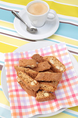 cantuccini et café