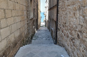 Obraz premium Narrow street in old medieval town. Korcula, Croatia, Europe