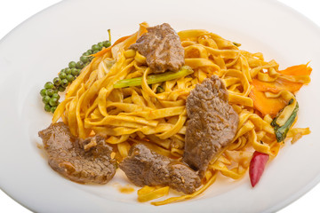 Fried noodles with beef