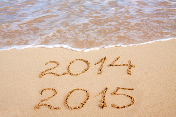 Fototapeta na wymiar New year 2015 on the beach. 