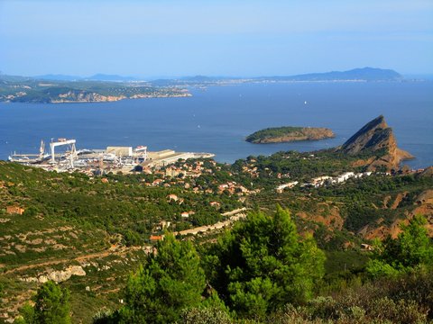 La Ciotat depuis la route des cr&ecirc;tes