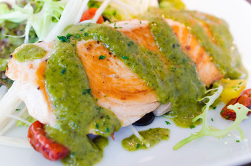 Grill salmon