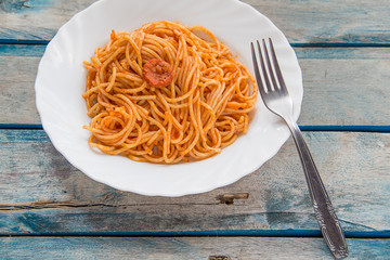spaghetti with tomato