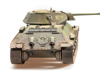 Fototapeta na wymiar Model starego radzieckiego czołgu T-34