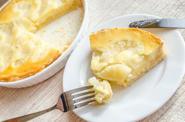 Pineapple cheesecake