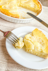 Pineapple cheesecake