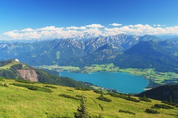 Fototapeta na wymiar Panoramic view of the Dachstein and Lake Wolfgangsee, Austria