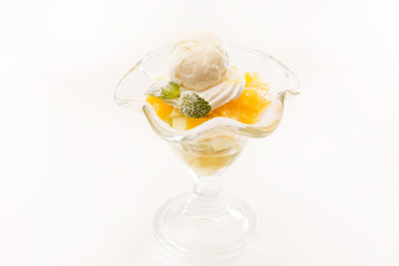 ice cream with fruits