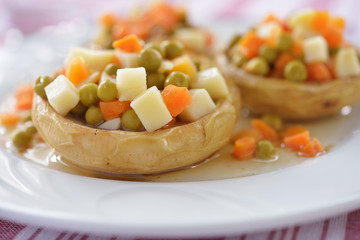 Stuffed artichoke hearts