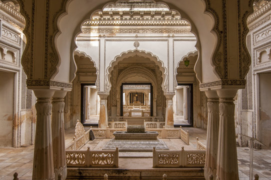 Paigah Tombs
