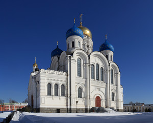 Fototapeta na wymiar Moscow. Nicolo Ugreshsky monastery.