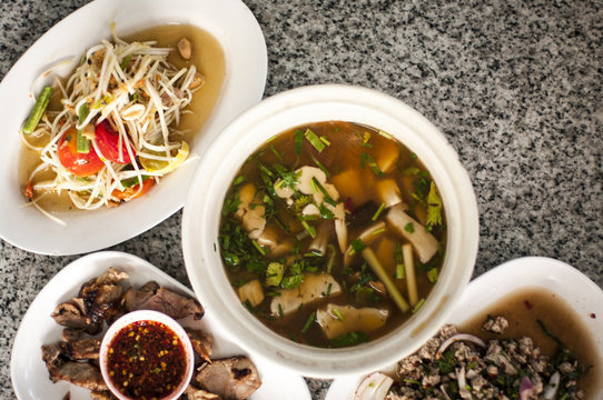 thai food, som tum and soup