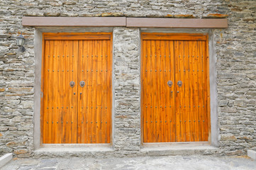 wooden door for stone house