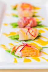 Sashimi avocado japanese food