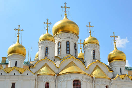 Купола Благовещенского собора Московского кремля