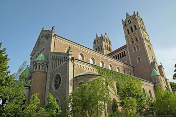 Die Maximilianskirche in München