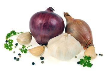 Oignons, ail, persil et baies