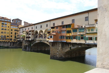 Fototapeta na wymiar Ponte Vecchio Firenze Italia fiume Arno
