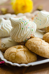 Vassoio di pasticcini italiani