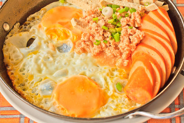 Egg frying pan
