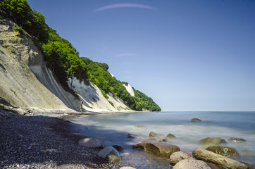 Wilde, schöne Ostseeküste bei Rügen :)