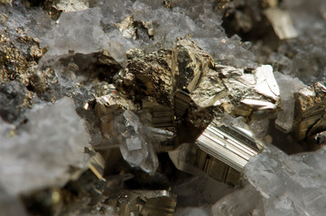 Crystal,nugget, gold, bronze, copper, iron. Macro.