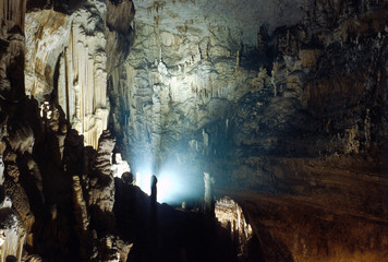 Grotten von Jeita