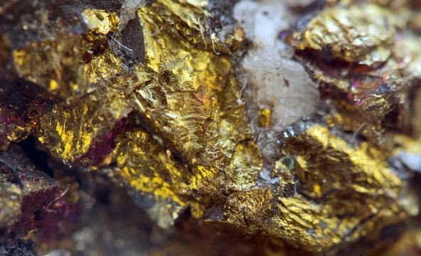 Crystal,nugget, gold, bronze, copper, iron. Macro. Extreme close