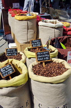 sacs de caf&eacute;