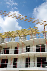 chantier immeuble en construction