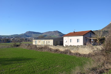 Millau , paysage de l' Aveyron 