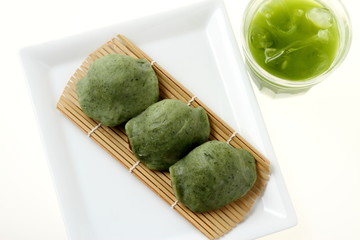 昭和の味　蓬団子