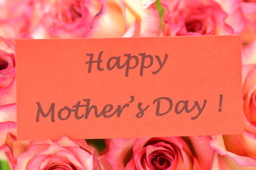 życzenia na dzień matki na tle przepięknych róż