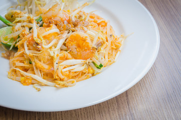 Pad thai