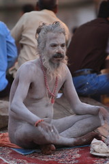 Heiliger Sadhu in Varanasi Indien