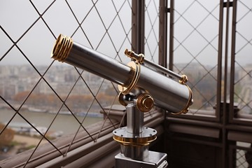 Eiffel Tower Telescope