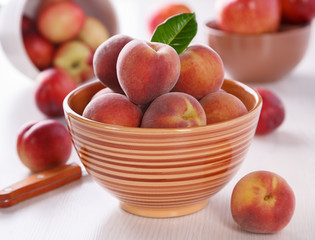 fresh peaches
