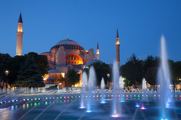 Fototapeta na wymiar Aya Sofya (St. Sophia) at night, Istanbul
