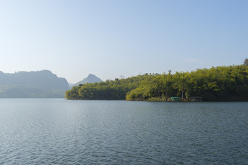 Obraz premium dam lake