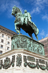 Fototapeta premium Prince Michael statue