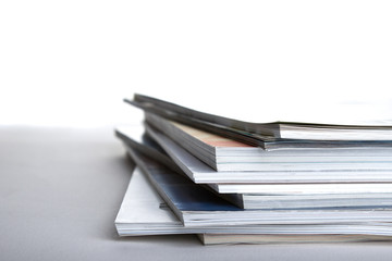 Zeitschriftenstapel